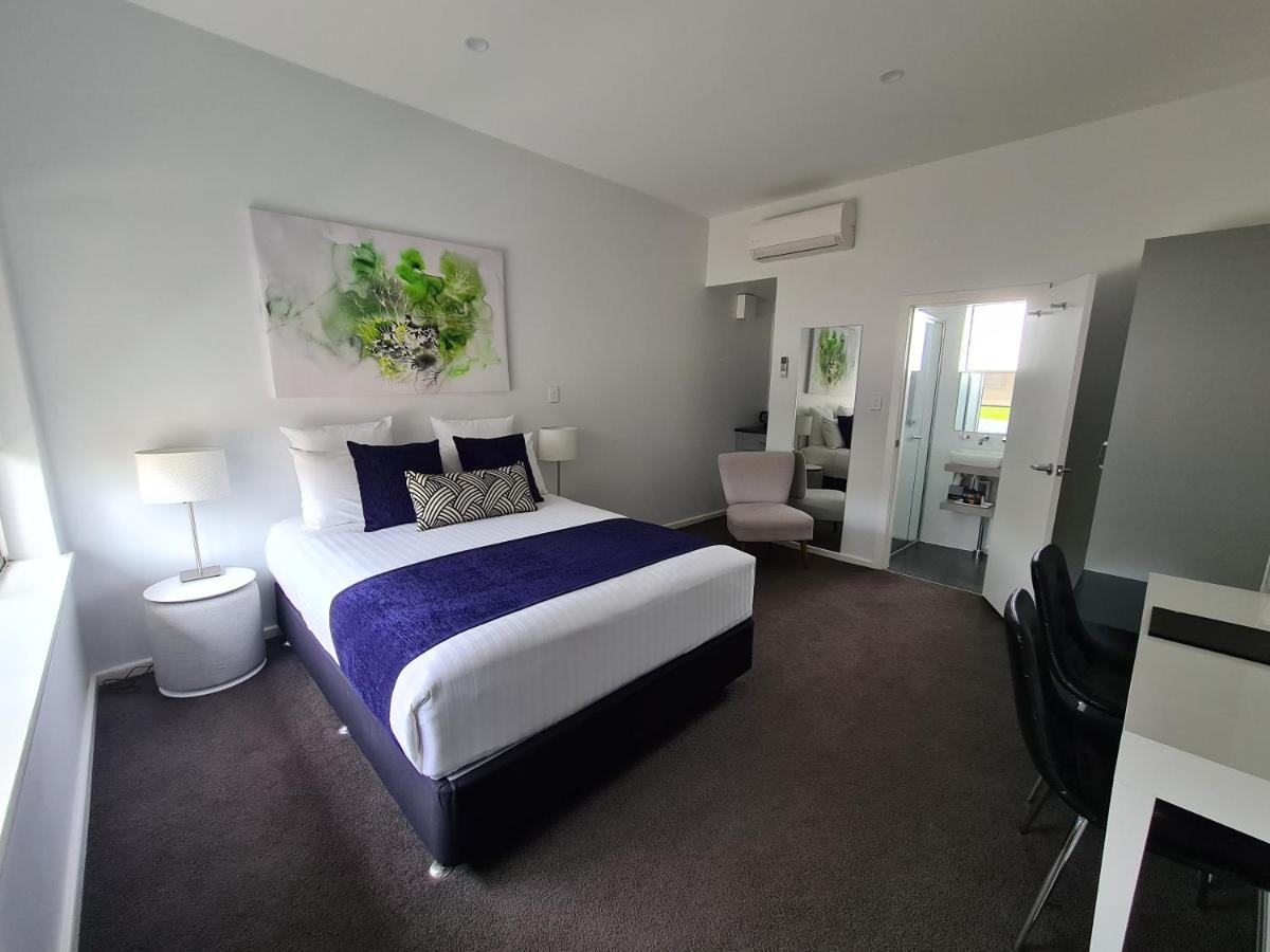 The Avenue Inn Naracoorte Bagian luar foto